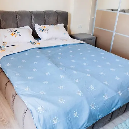 A&j Apartment *