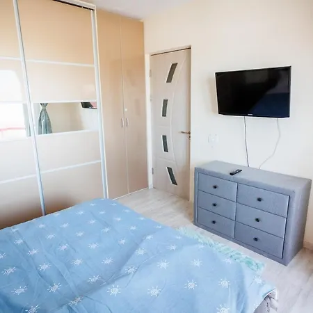 A&j Apartment